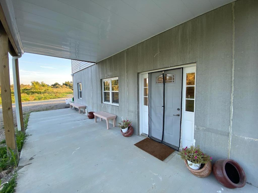 Giriraja Ashraya Moundsville Exterior foto